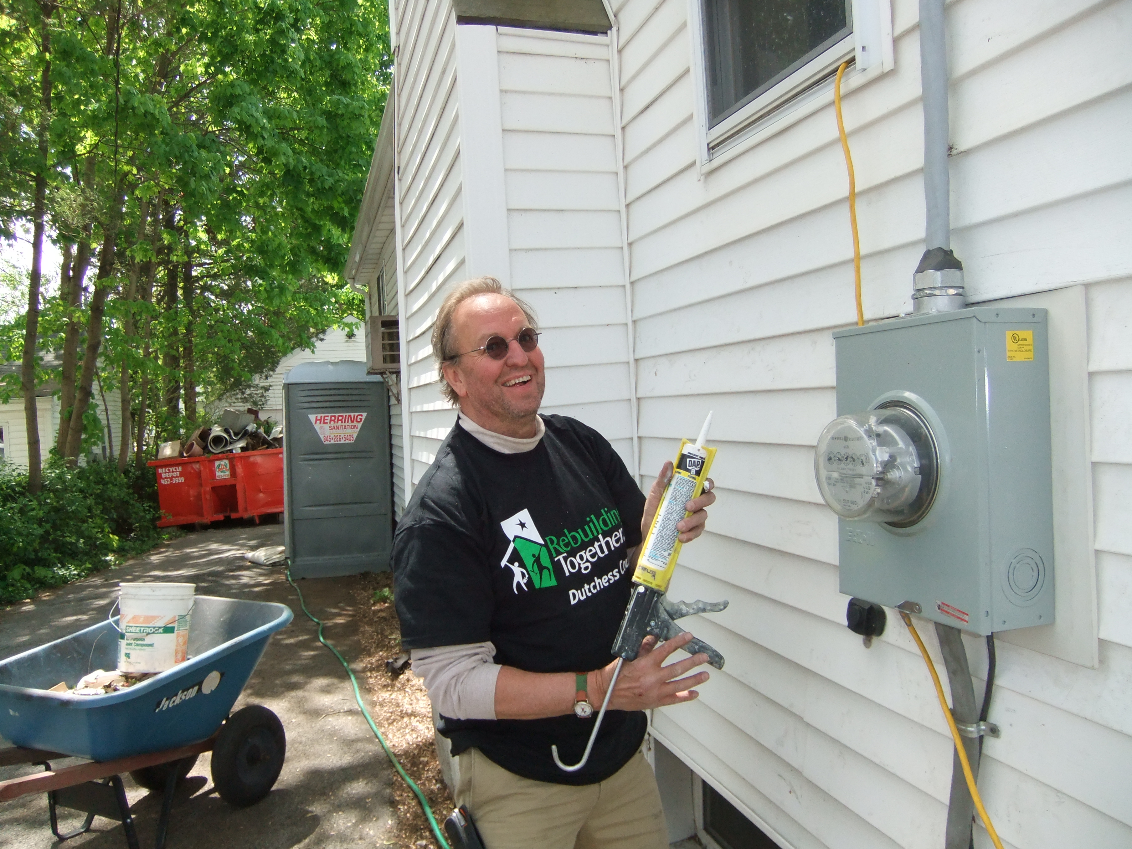 Don Veith volunteering on a Rebuilding Day project